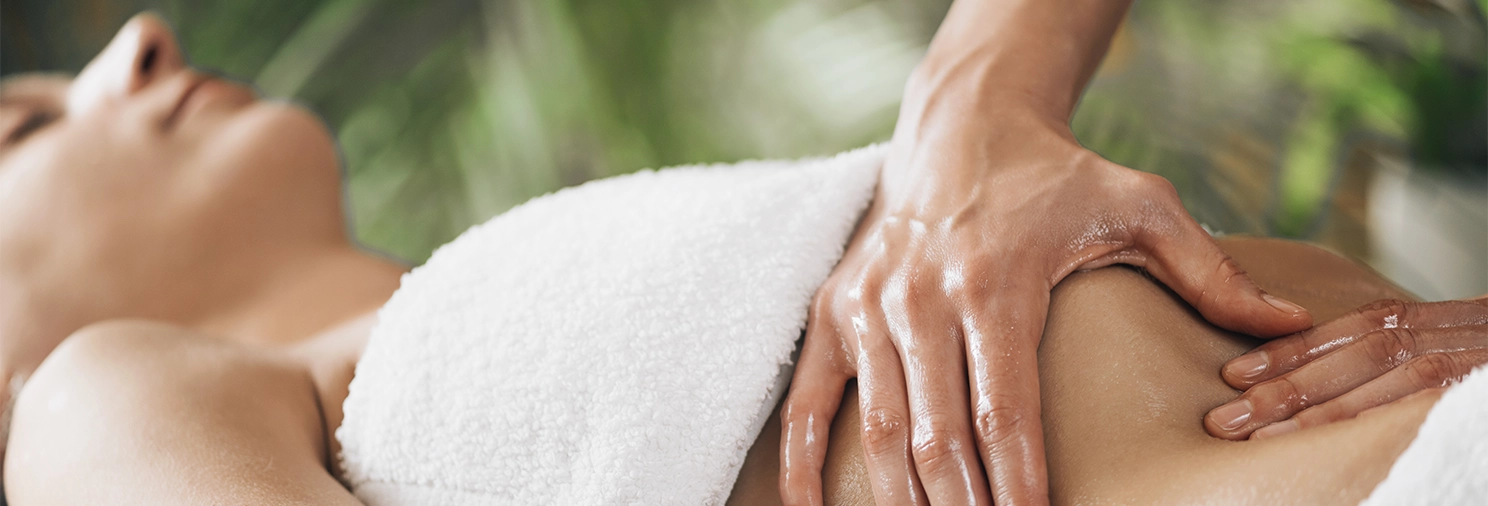 I have extensive experience <br> working with international patients.